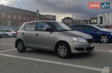 Хэтчбек Skoda Fabia 2012 в Харькове