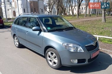 Хетчбек Skoda Fabia 2008 в Чернігові