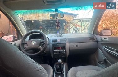 Хэтчбек Skoda Fabia 2000 в Сколе