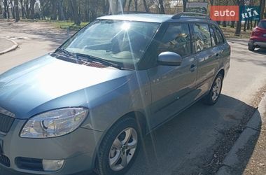 Универсал Skoda Fabia 2008 в Чернигове