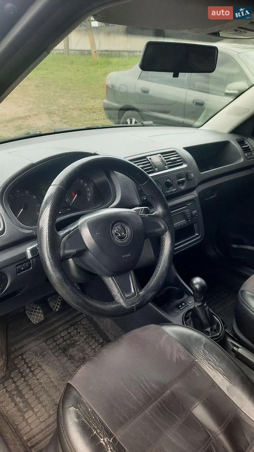 2014 Skoda Fabia - мініатюра 7