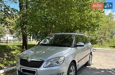 Универсал Skoda Fabia 2010 в Ужгороде