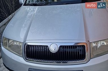 Хэтчбек Skoda Fabia 2003 в Подгайцах