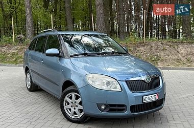 Універсал Skoda Fabia 2009 в Луцьку