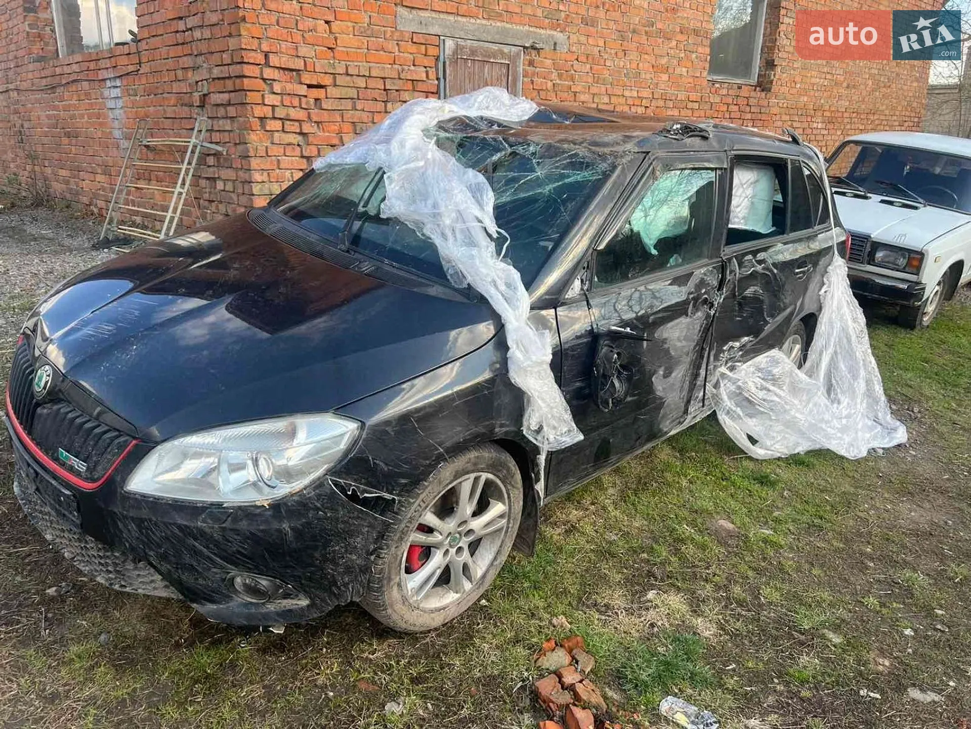 2010 Skoda Fabia - мініатюра 3