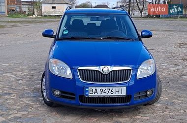 Универсал Skoda Fabia 2009 в Знаменке