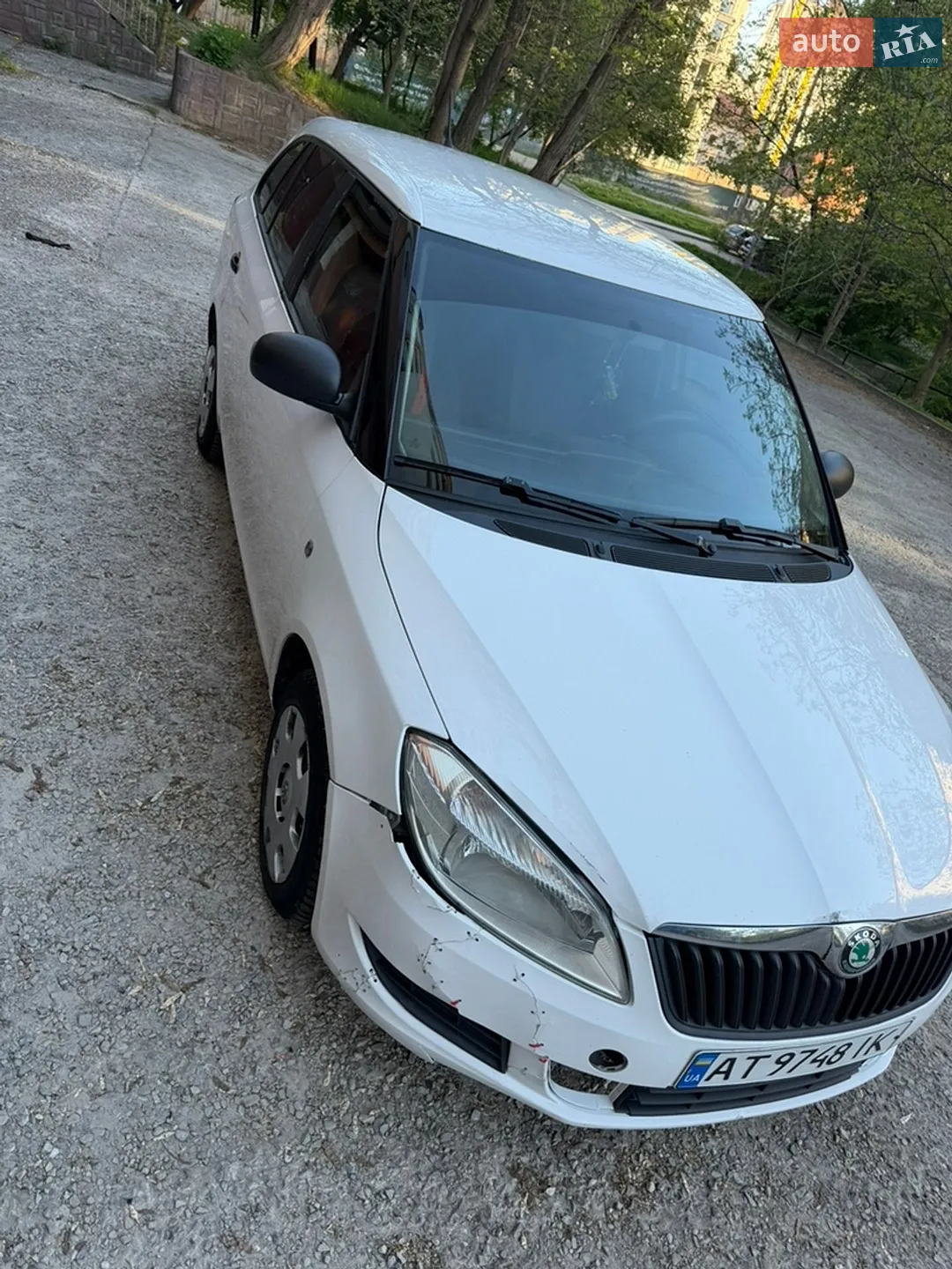 2011 Skoda Fabia - мініатюра 10
