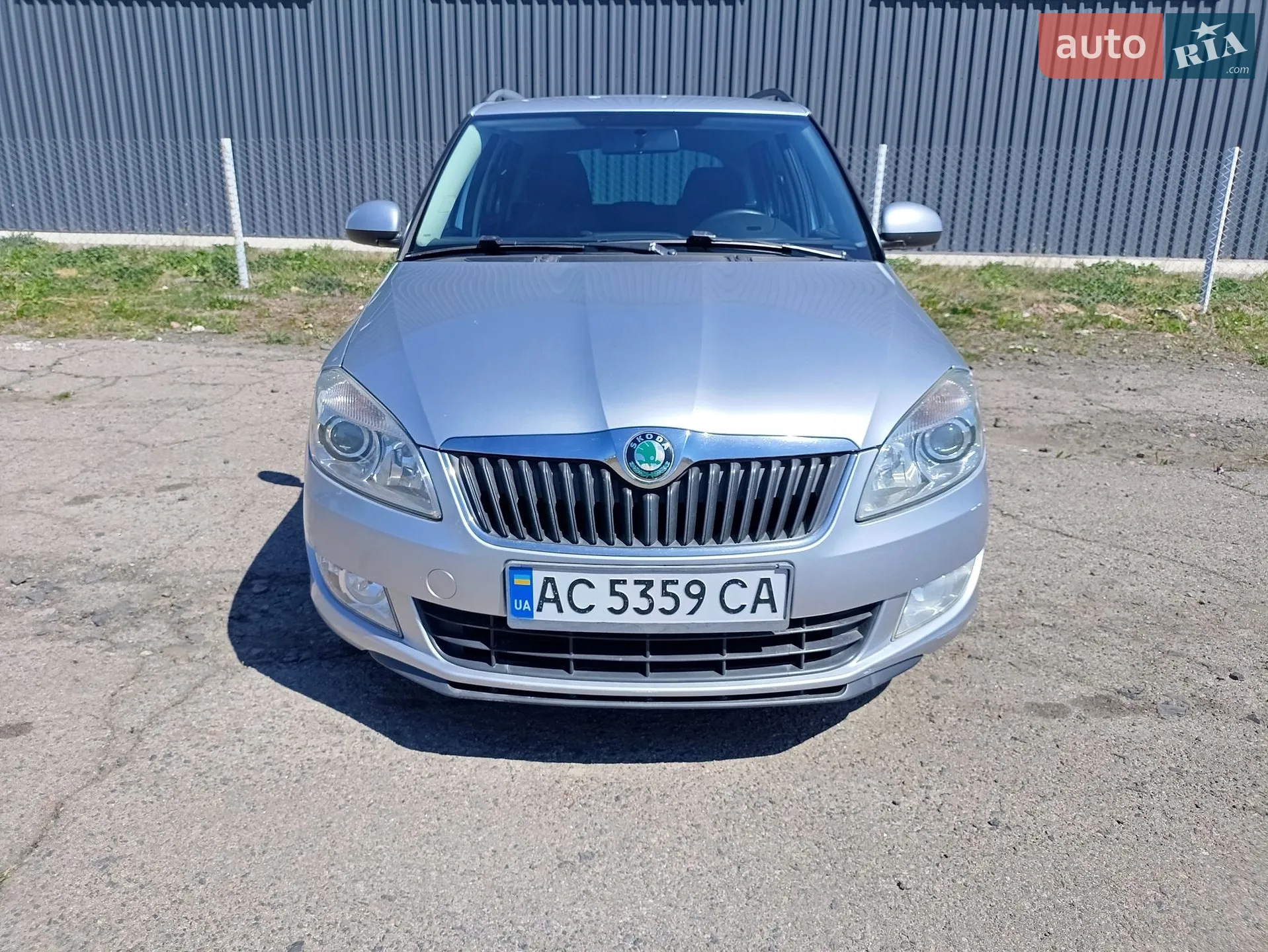 2011 Skoda Fabia - мініатюра 3