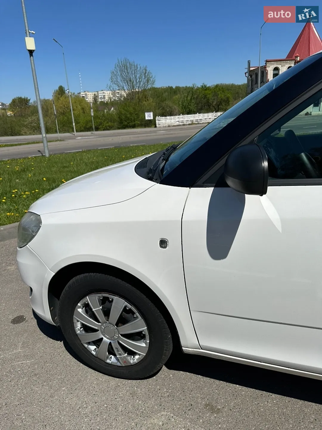 2011 Skoda Fabia - мініатюра 3