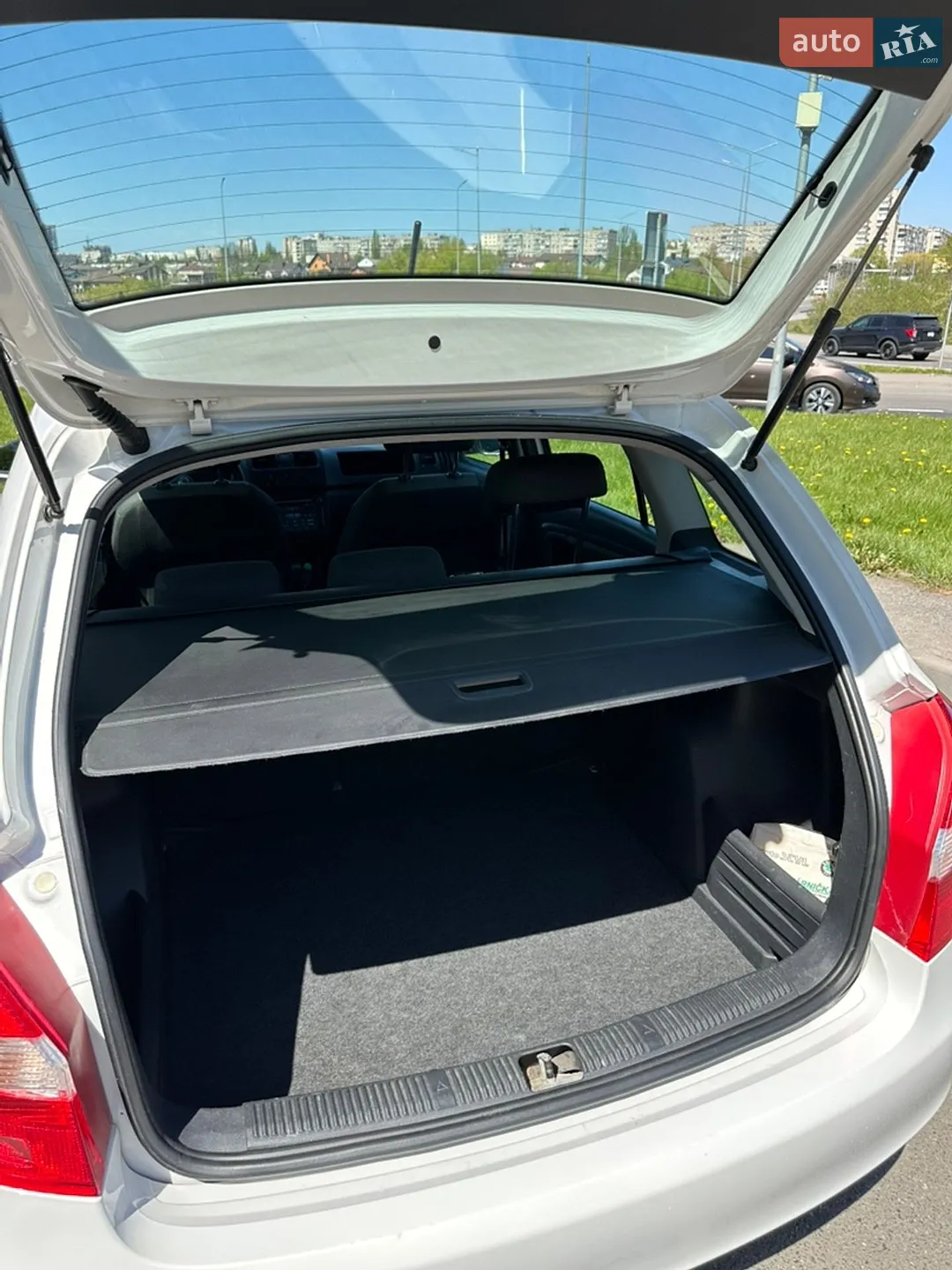 2011 Skoda Fabia - мініатюра 18