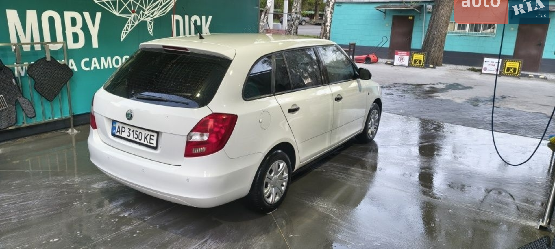 2011 Skoda Fabia - мініатюра 3