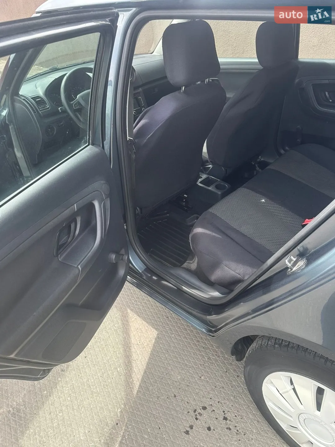 2013 Skoda Fabia - мініатюра 17