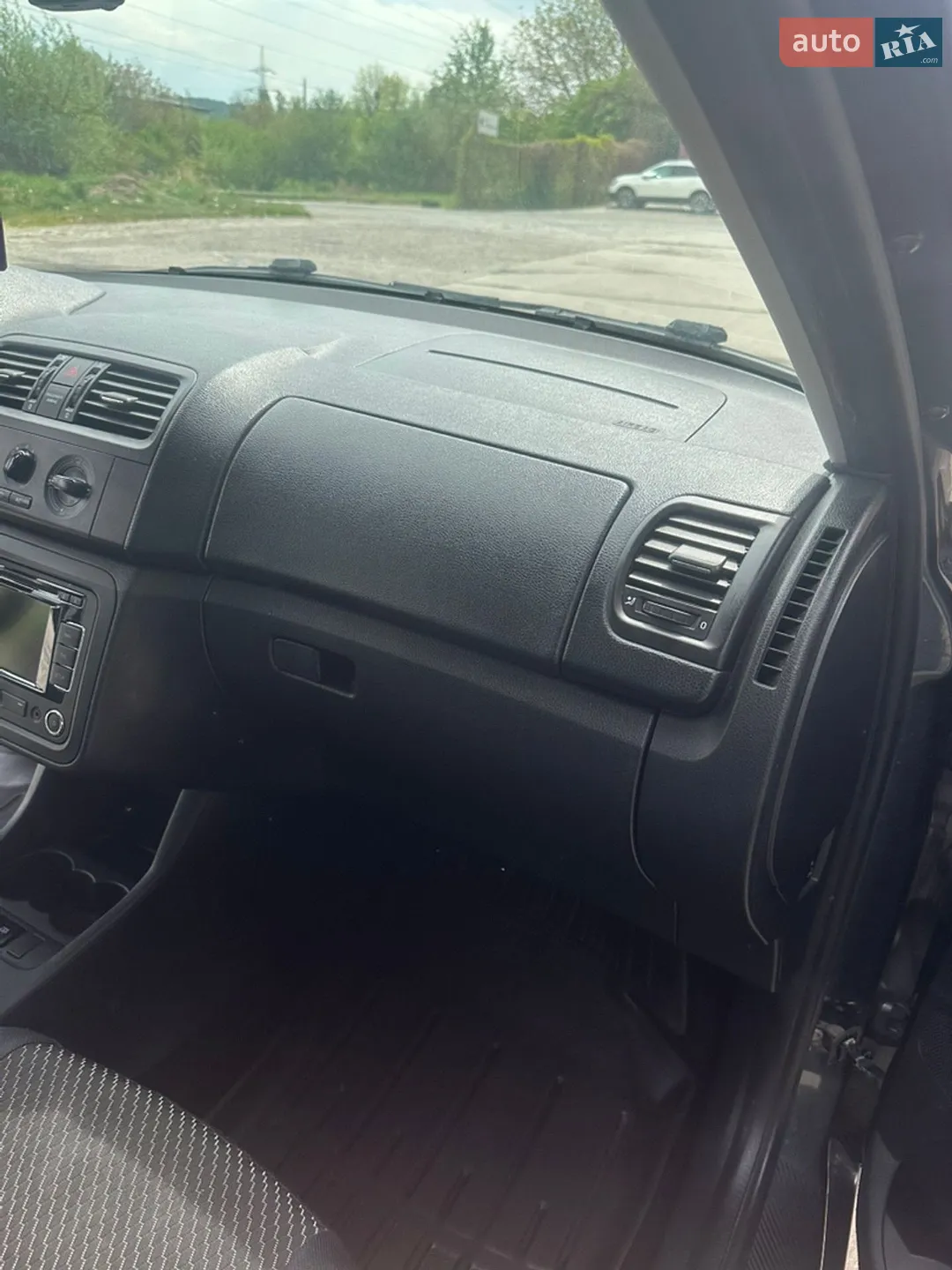 2013 Skoda Fabia - мініатюра 24