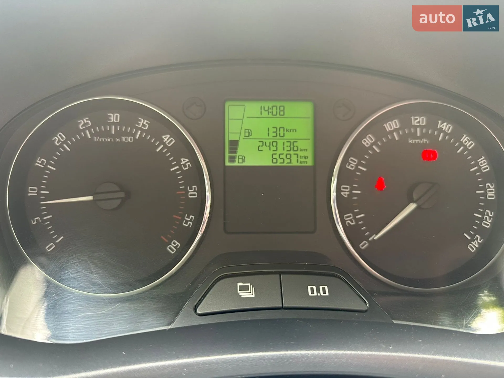 2011 Skoda Fabia - мініатюра 7