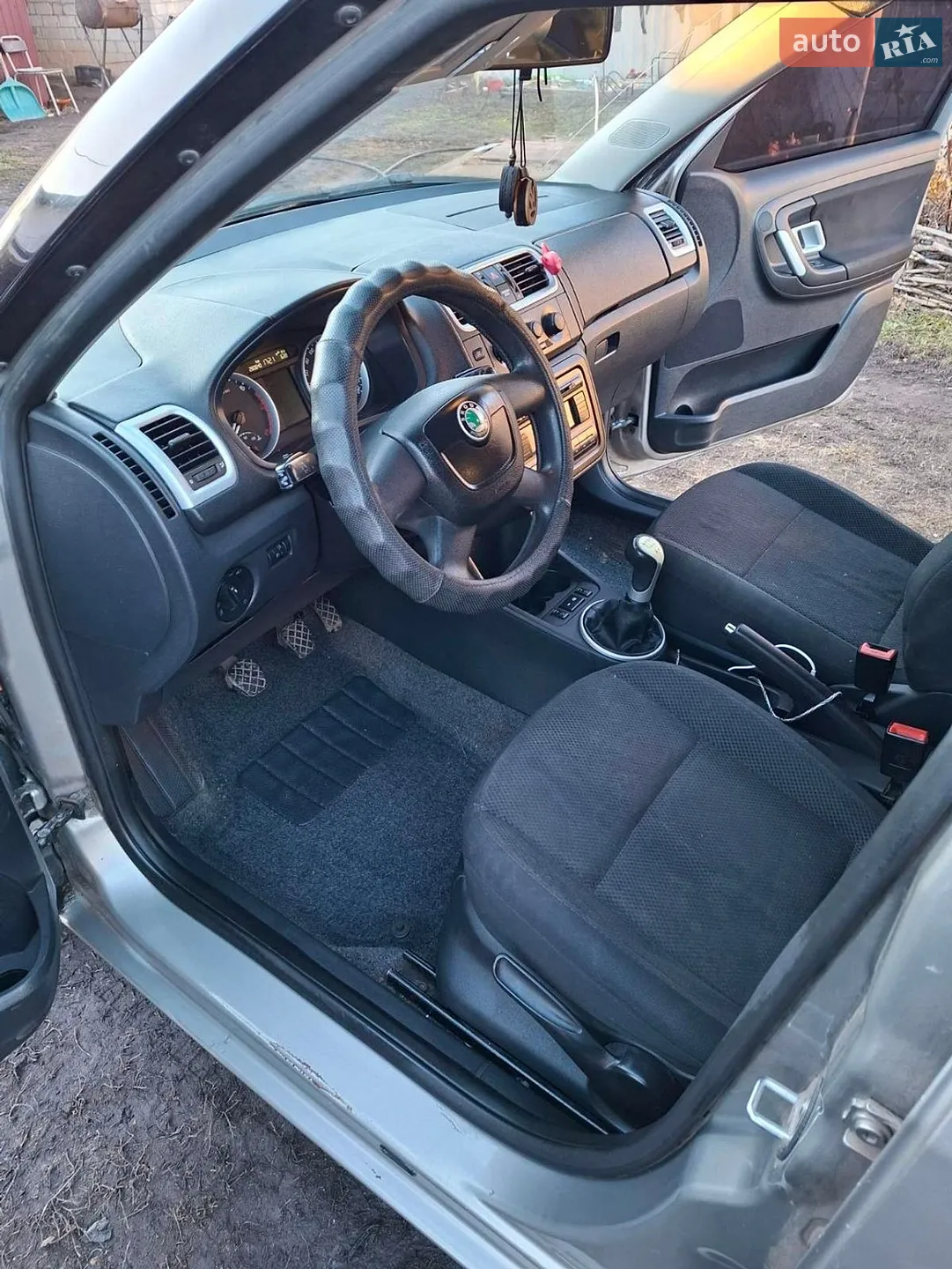 2010 Skoda Fabia - мініатюра 14