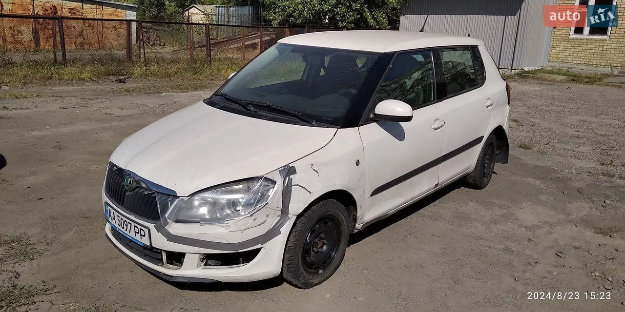 2011 Skoda Fabia - мініатюра 26