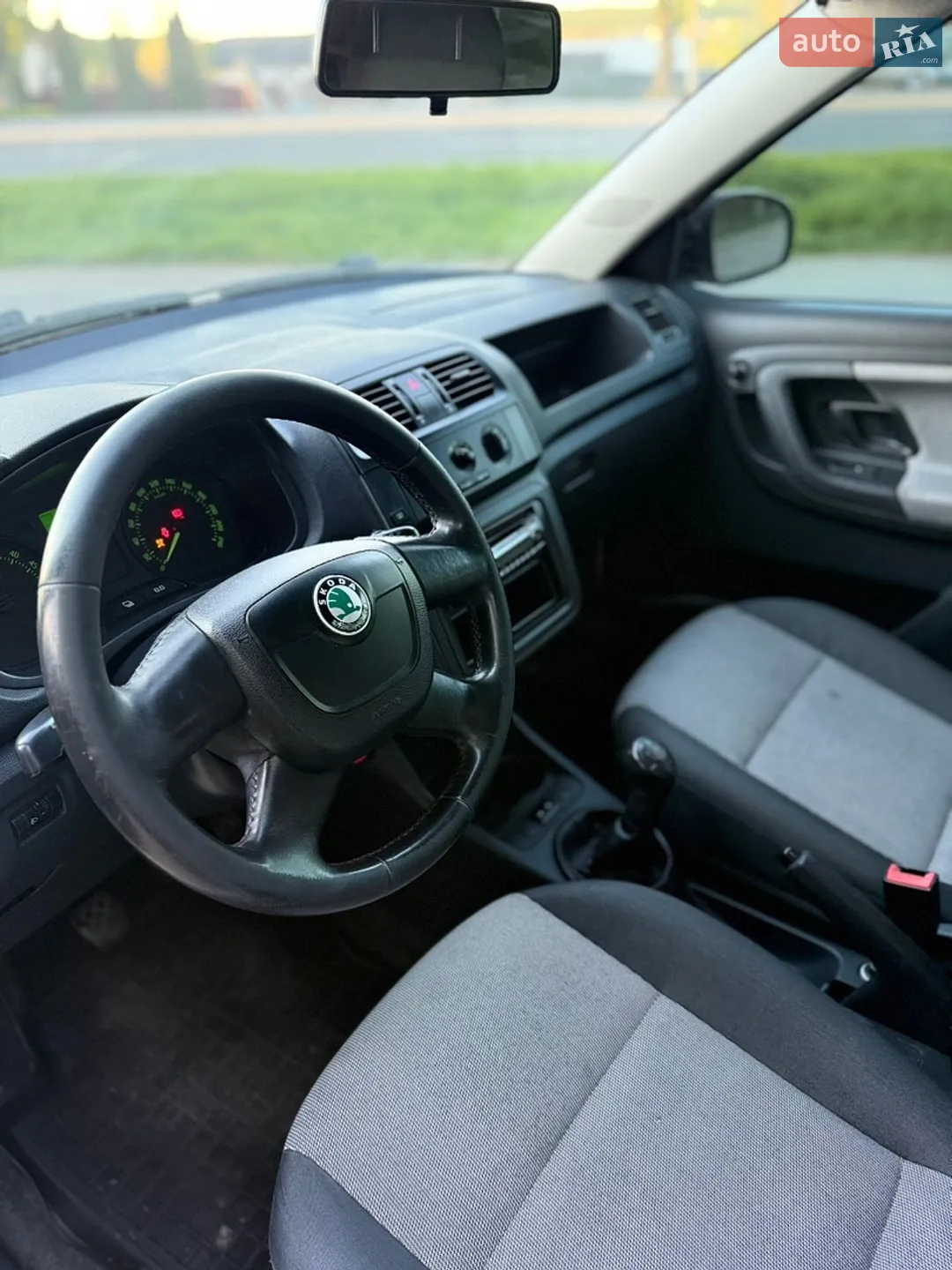 2012 Skoda Fabia - мініатюра 10