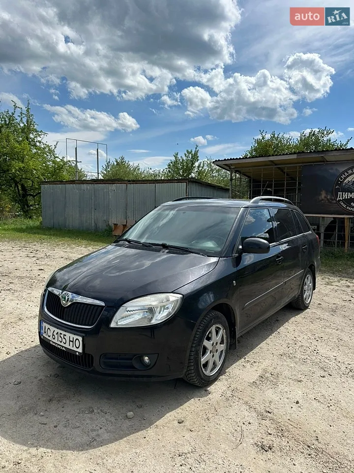 2010 Skoda Fabia - мініатюра 15
