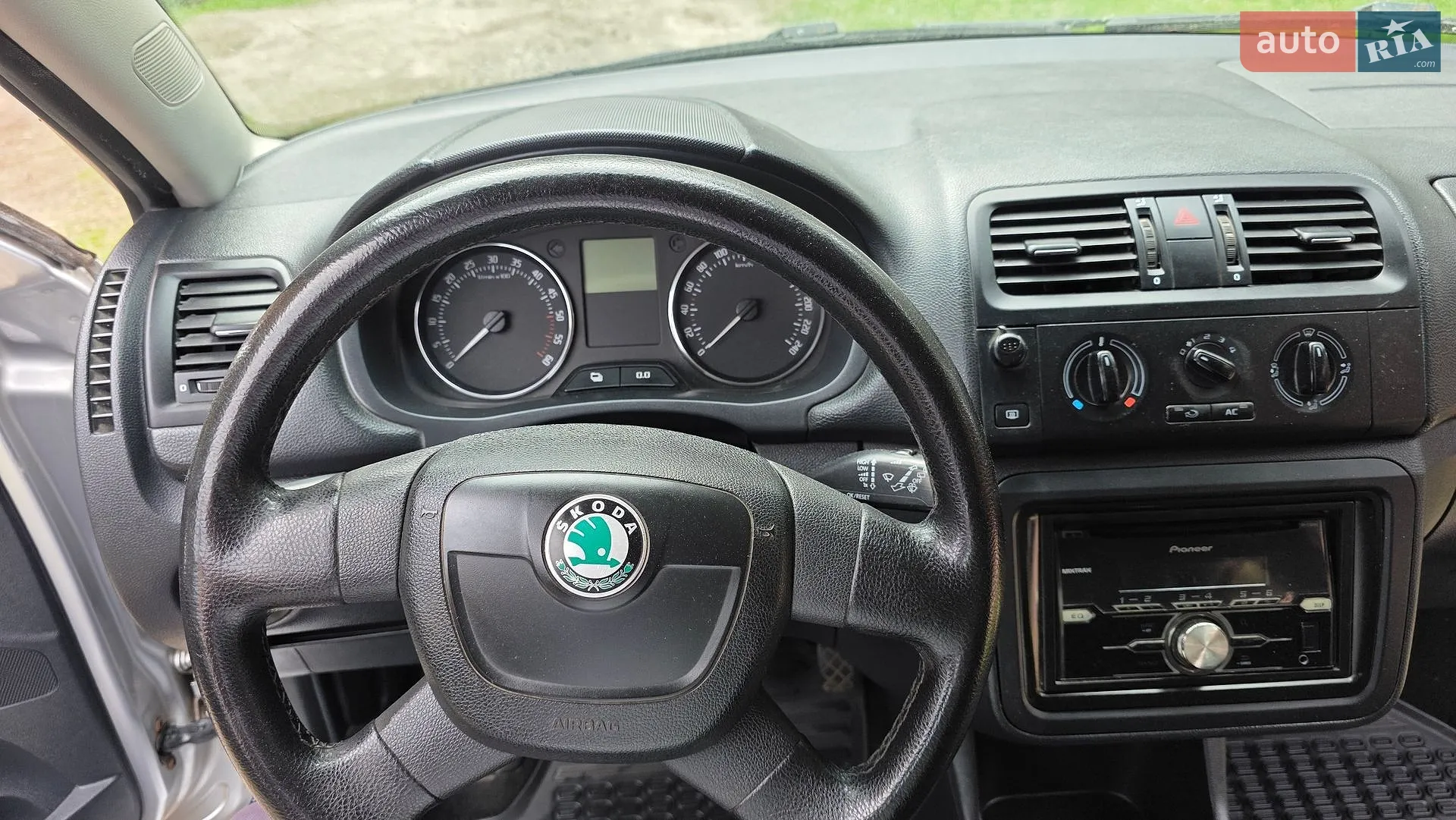 2011 Skoda Fabia - мініатюра 37