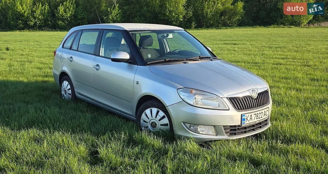 2012 Skoda Fabia - мініатюра 18
