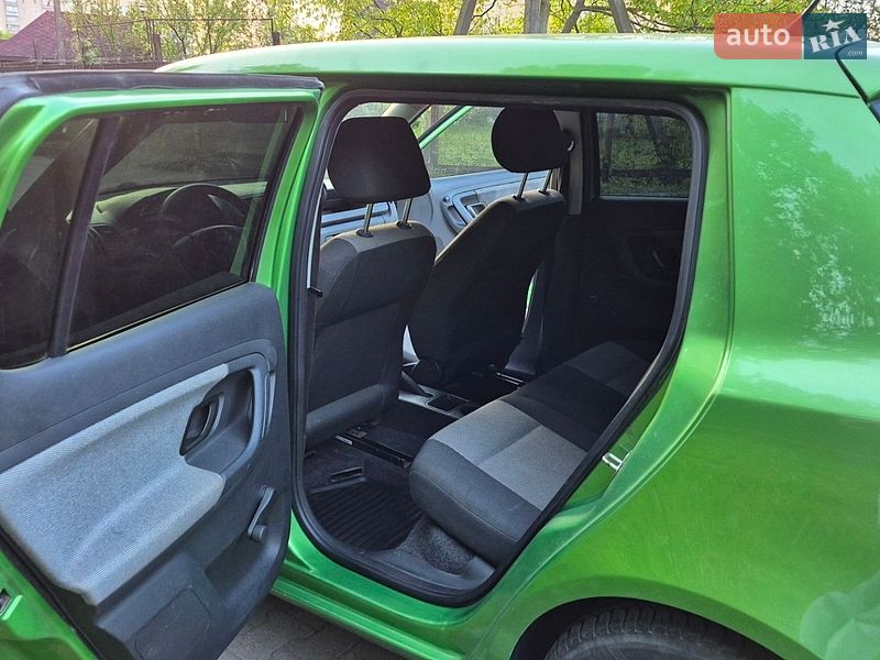Хэтчбек Skoda Fabia 2010 в Хмельницком фото 5 Хэтчбек Skoda Fabia 2010 в Хмельницком