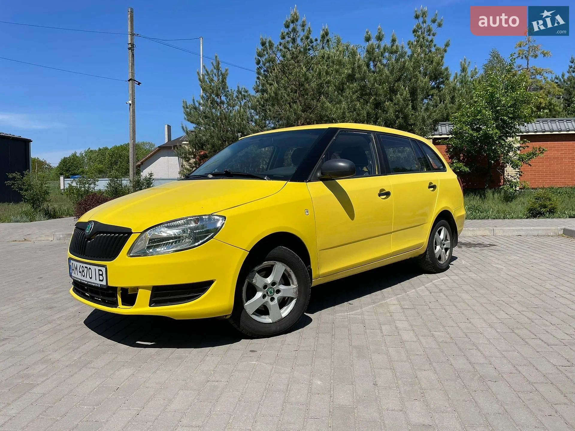 2011 Skoda Fabia - мініатюра 6
