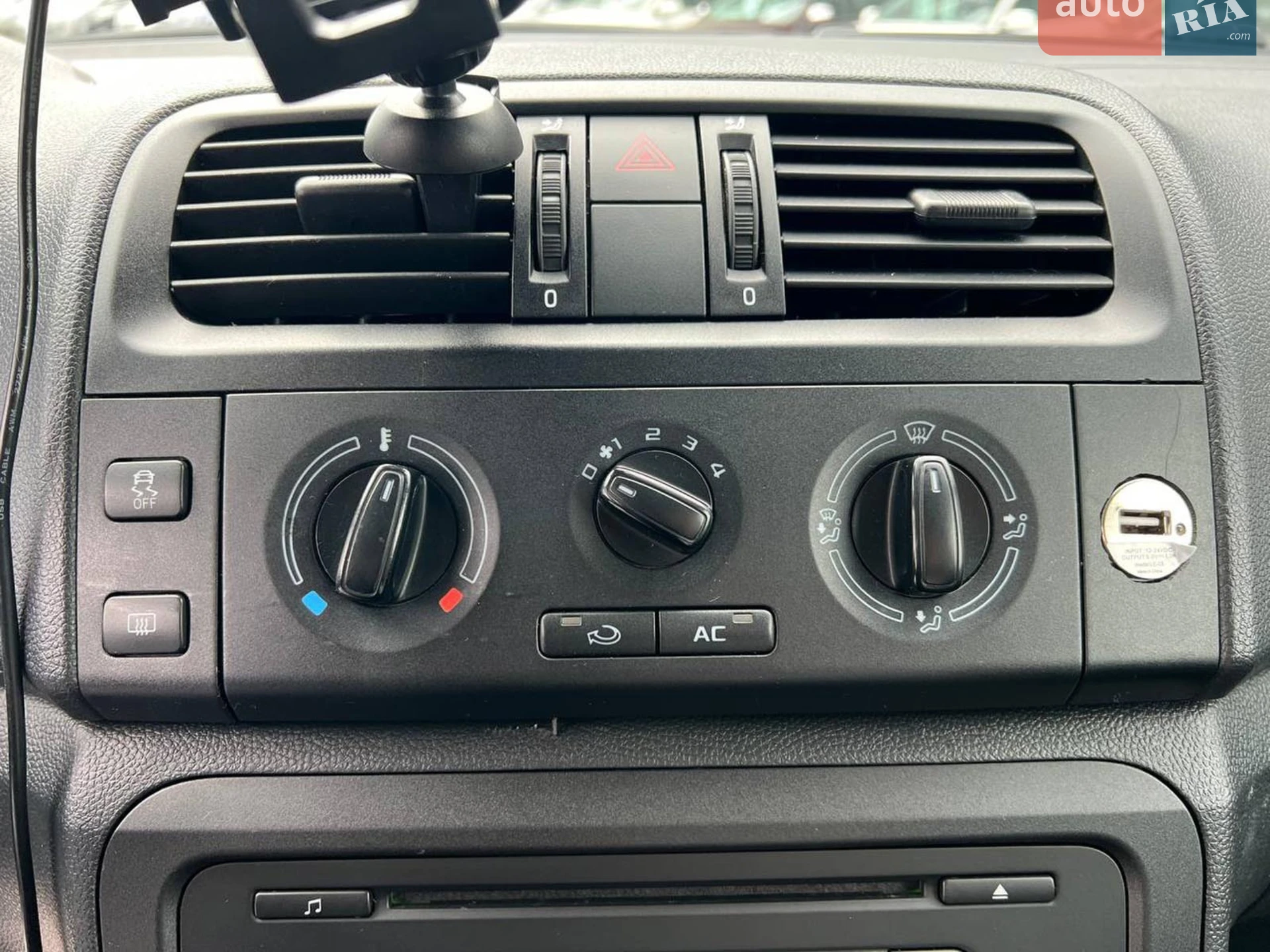 2014 Skoda Fabia - мініатюра 27