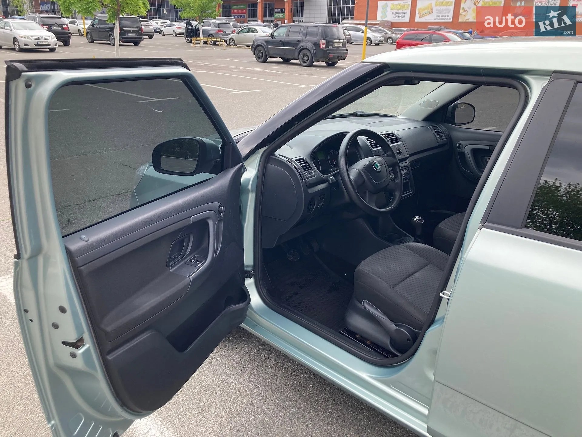 2012 Skoda Fabia - мініатюра 10