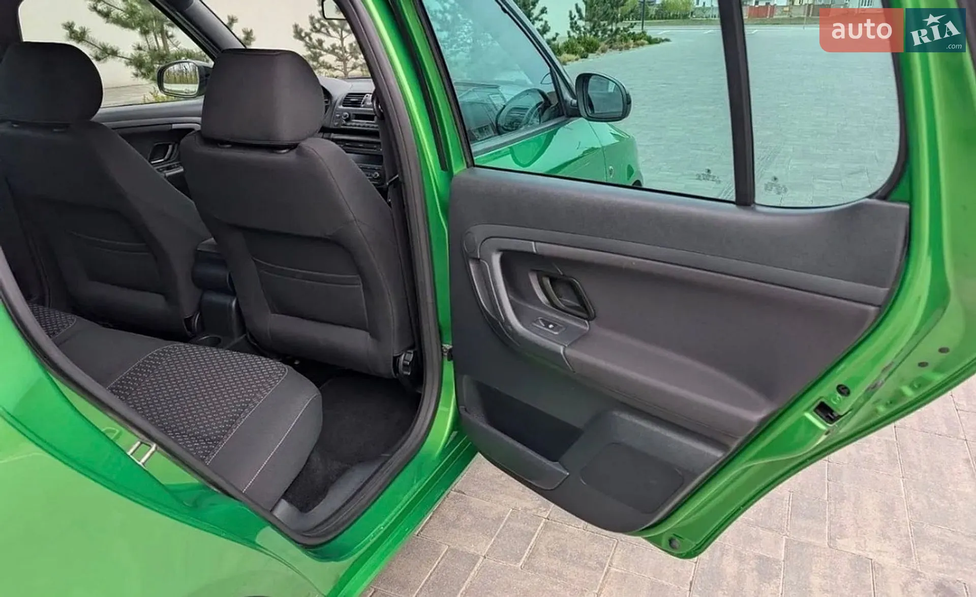 2010 Skoda Fabia - мініатюра 18