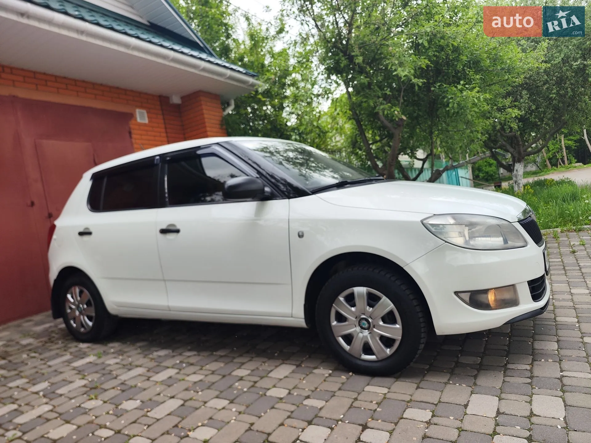 2011 Skoda Fabia - мініатюра 13