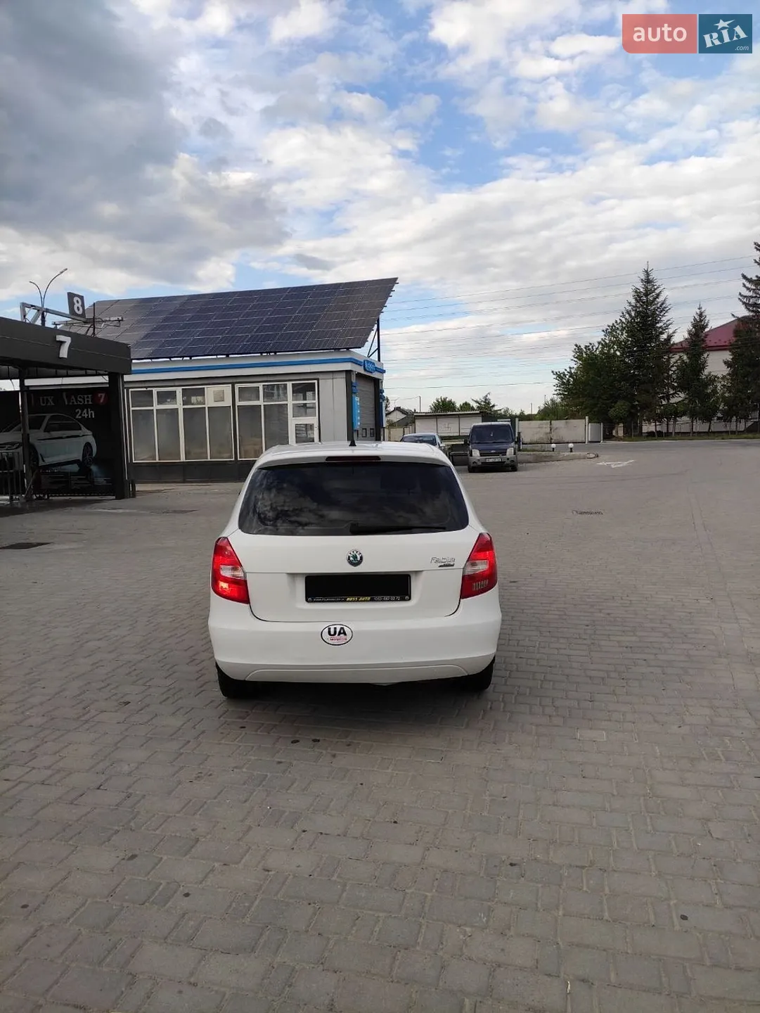2010 Skoda Fabia - мініатюра 4