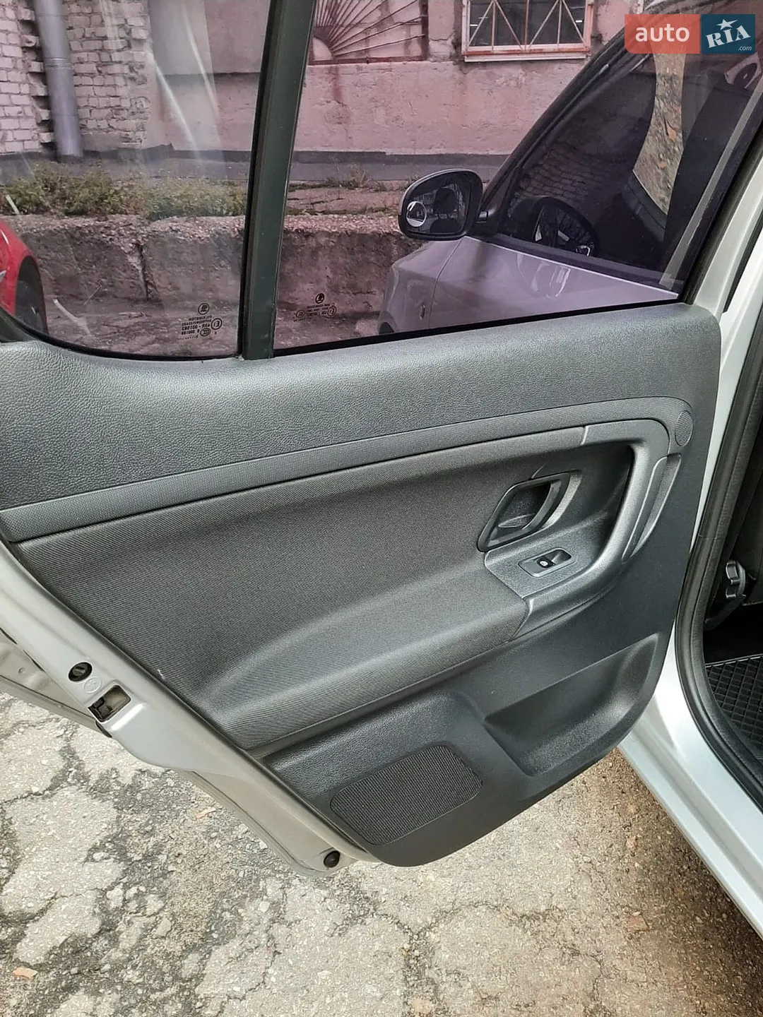 2014 Skoda Fabia - мініатюра 26