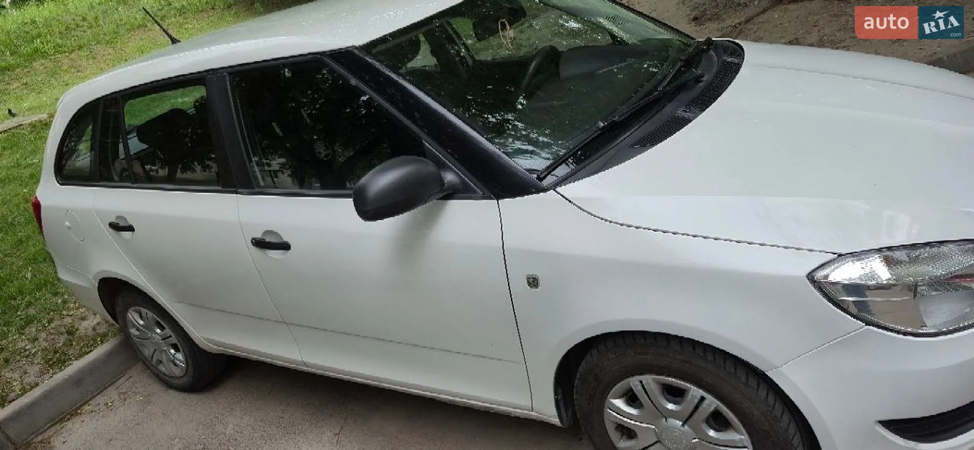 2011 Skoda Fabia - мініатюра 6