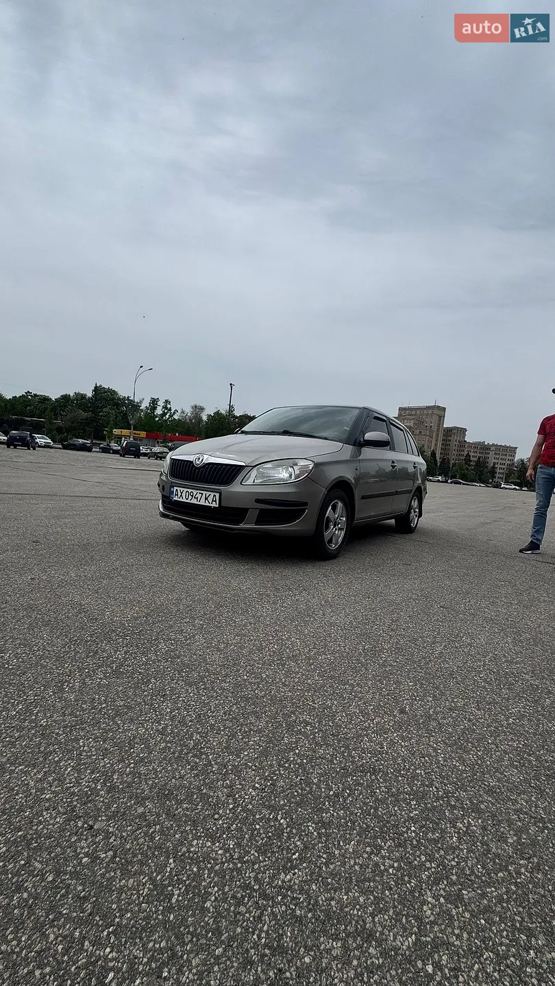 2012 Skoda Fabia - мініатюра 18