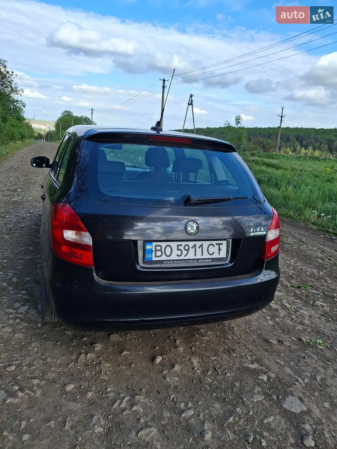 2010 Skoda Fabia - мініатюра 2