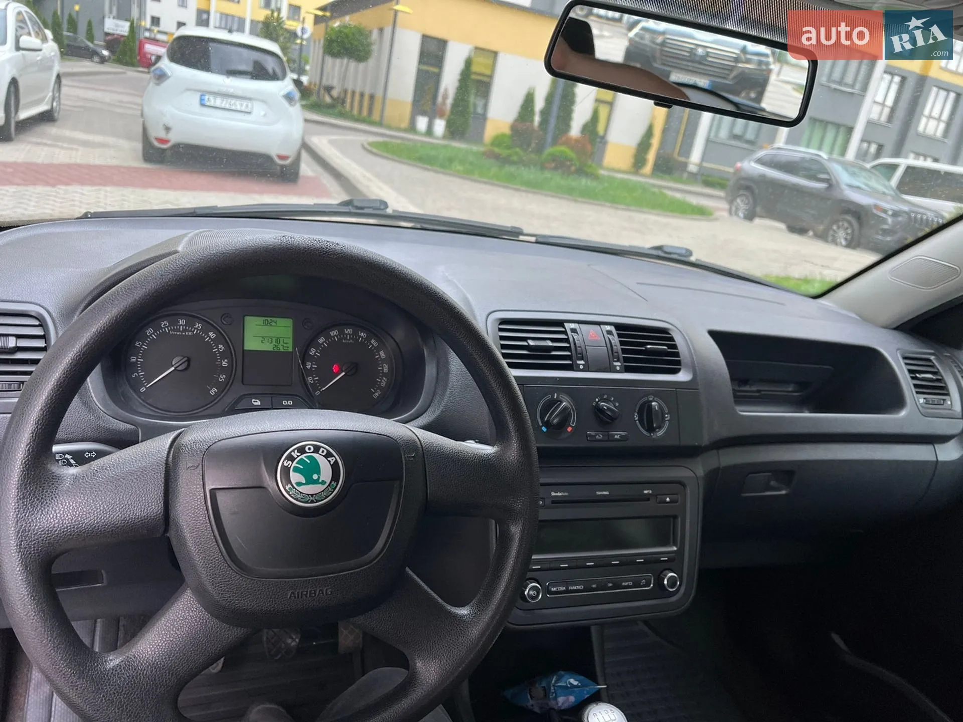 2012 Skoda Fabia - мініатюра 8
