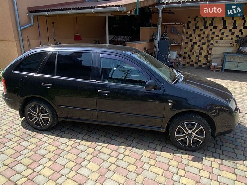 Универсал Skoda Fabia 2001 в Ужгороде