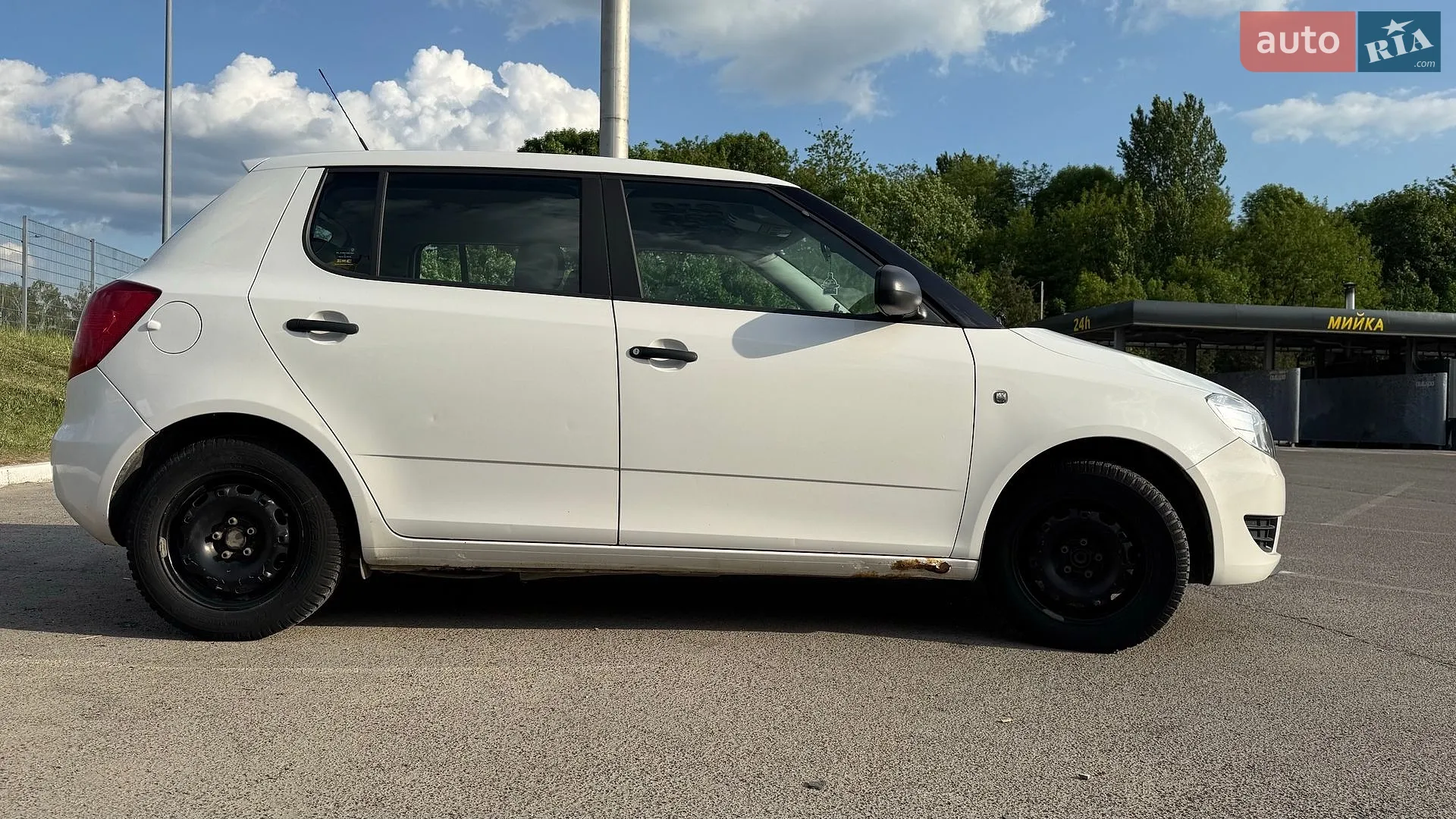 2010 Skoda Fabia - мініатюра 6