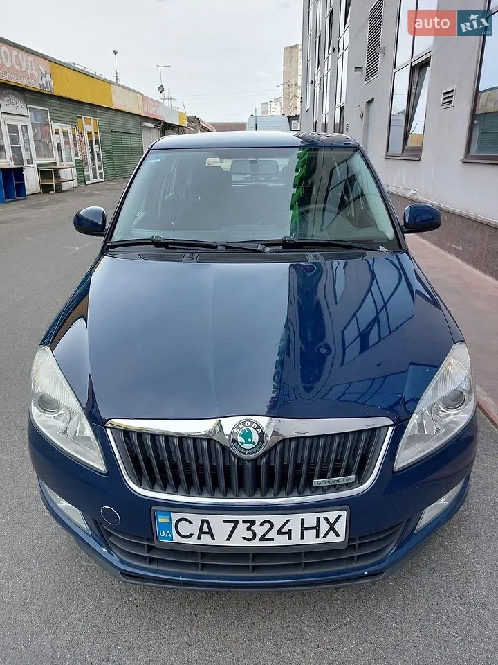 2010 Skoda Fabia - мініатюра 11