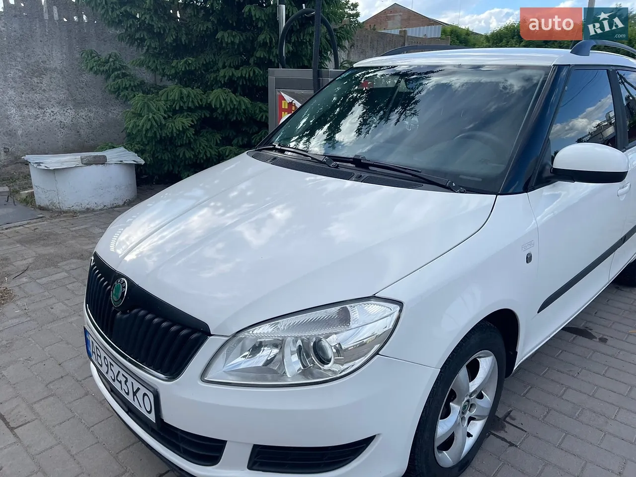2011 Skoda Fabia - мініатюра 11