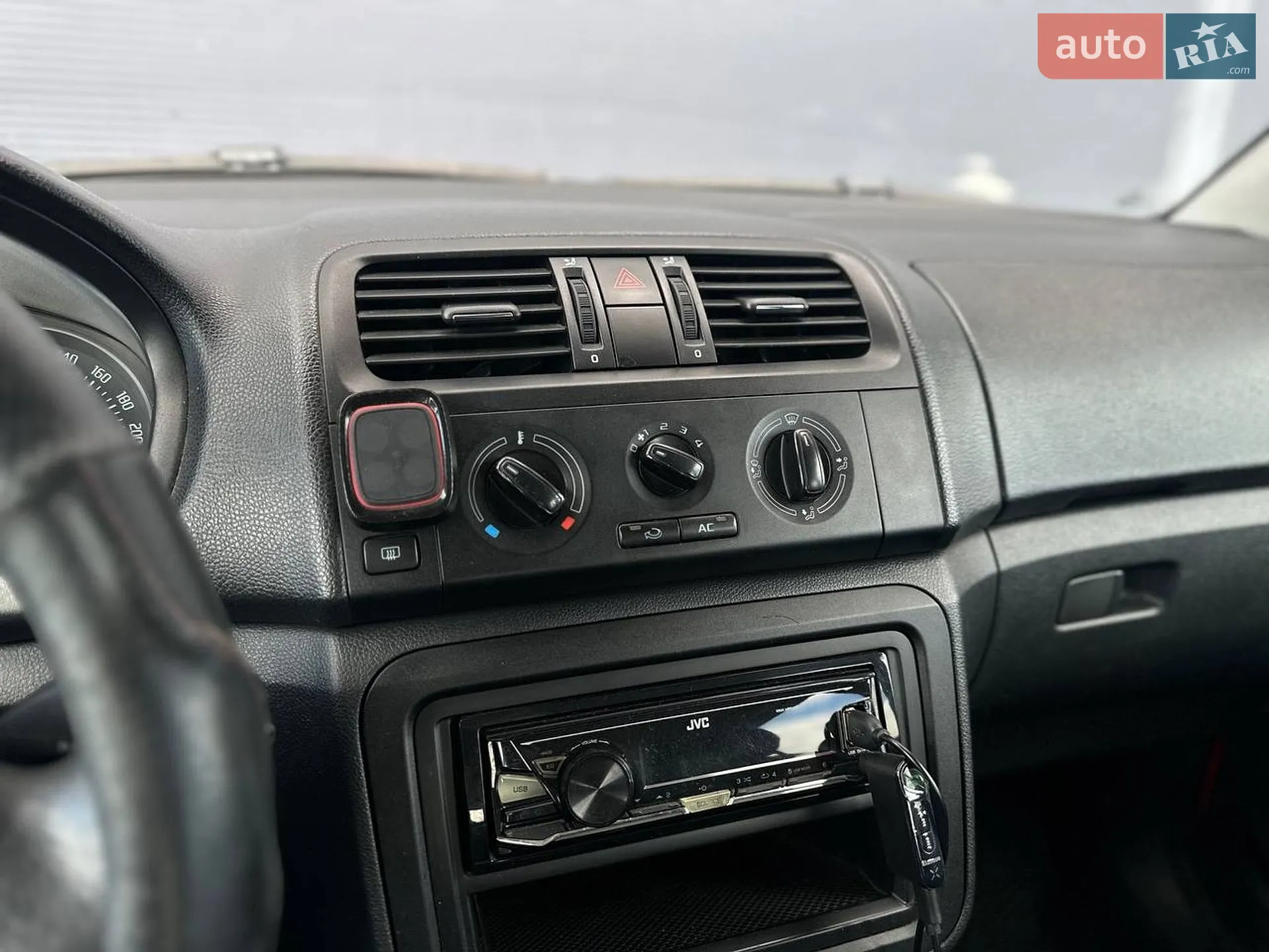 2012 Skoda Fabia - мініатюра 15
