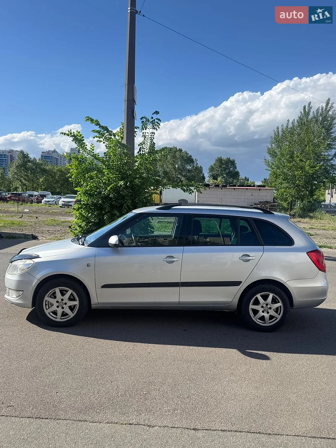 2010 Skoda Fabia - мініатюра 5