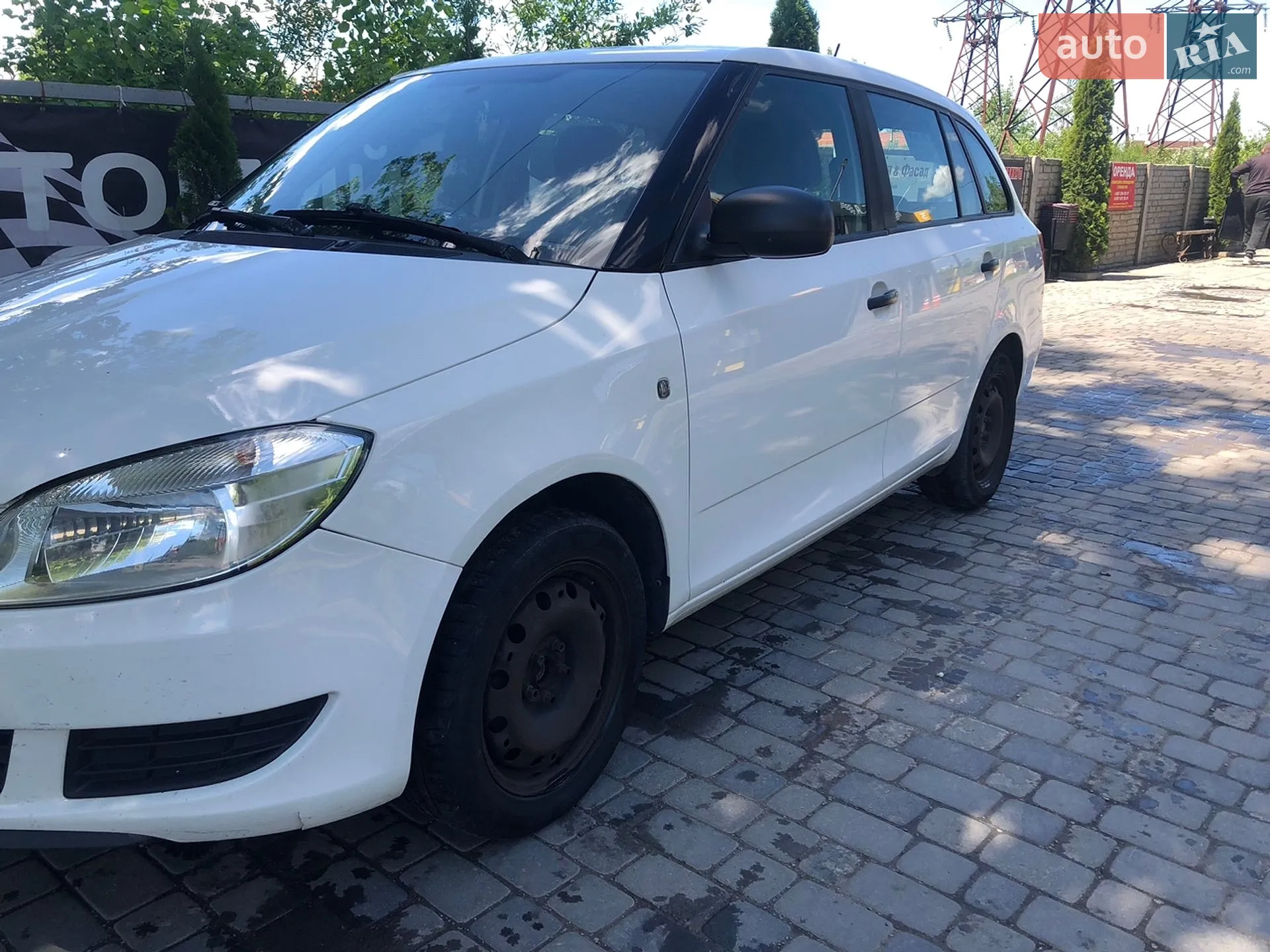 2013 Skoda Fabia - мініатюра 2