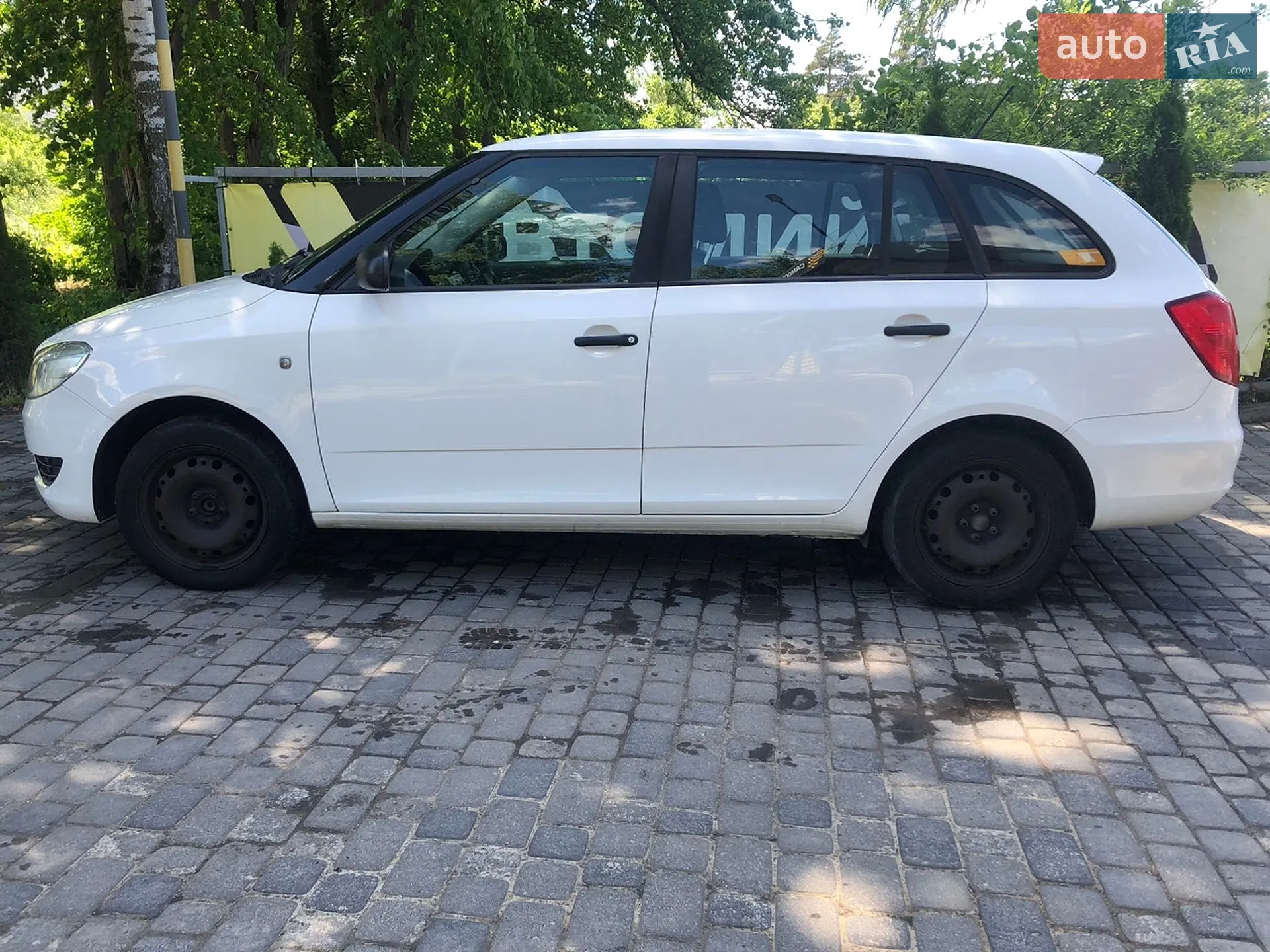 2013 Skoda Fabia - мініатюра 3