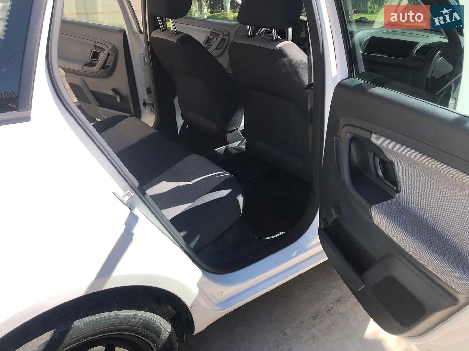 2013 Skoda Fabia - мініатюра 14