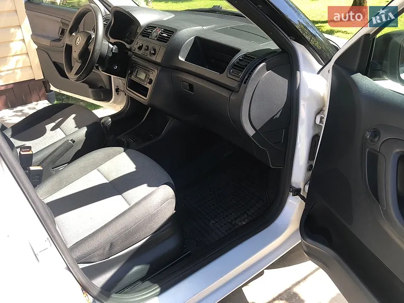 Skoda Fabia 2013 VIN TMB1SB5J3E3072585 фото оголошення 21 з 61