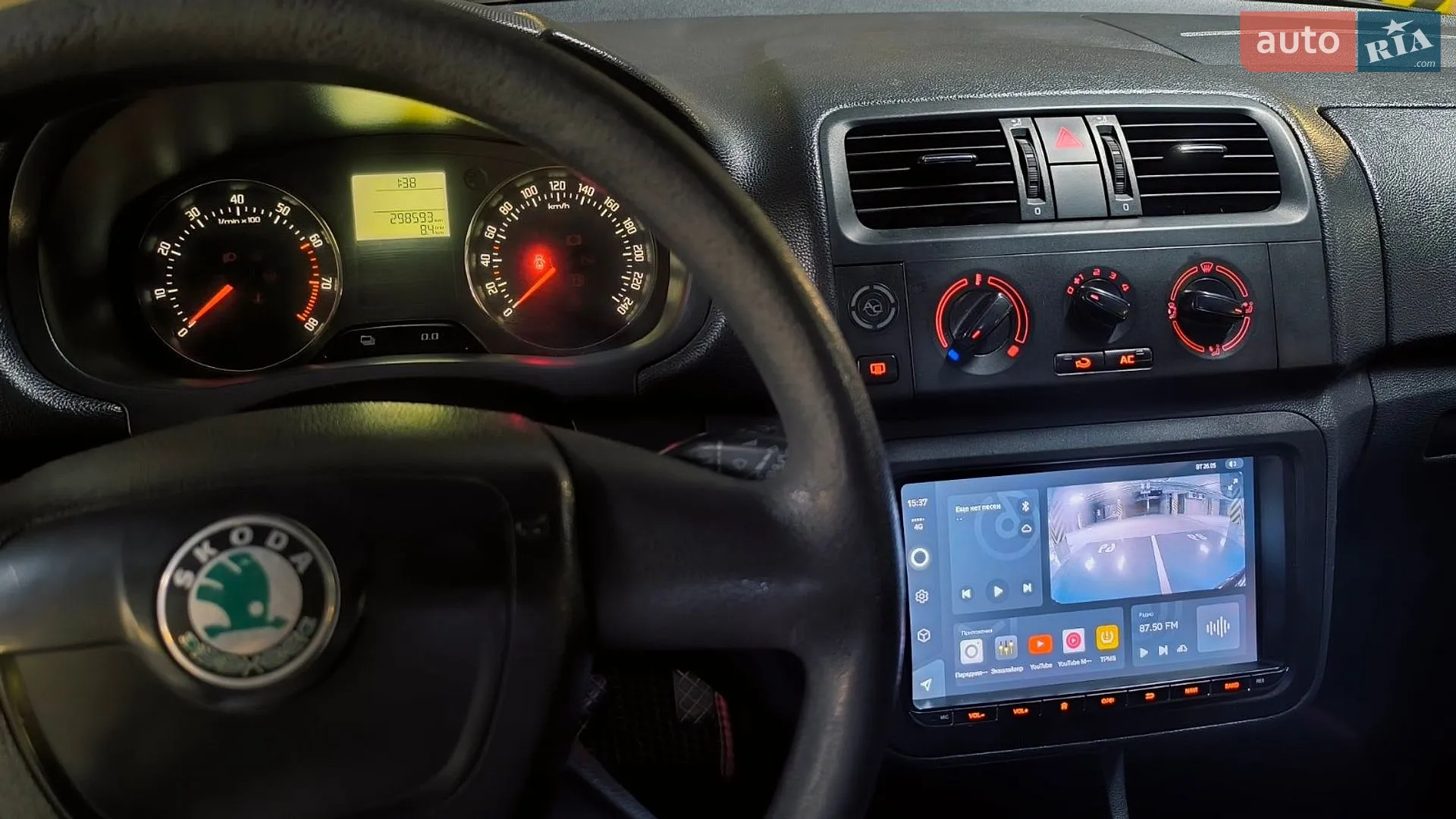 2011 Skoda Fabia - мініатюра 16