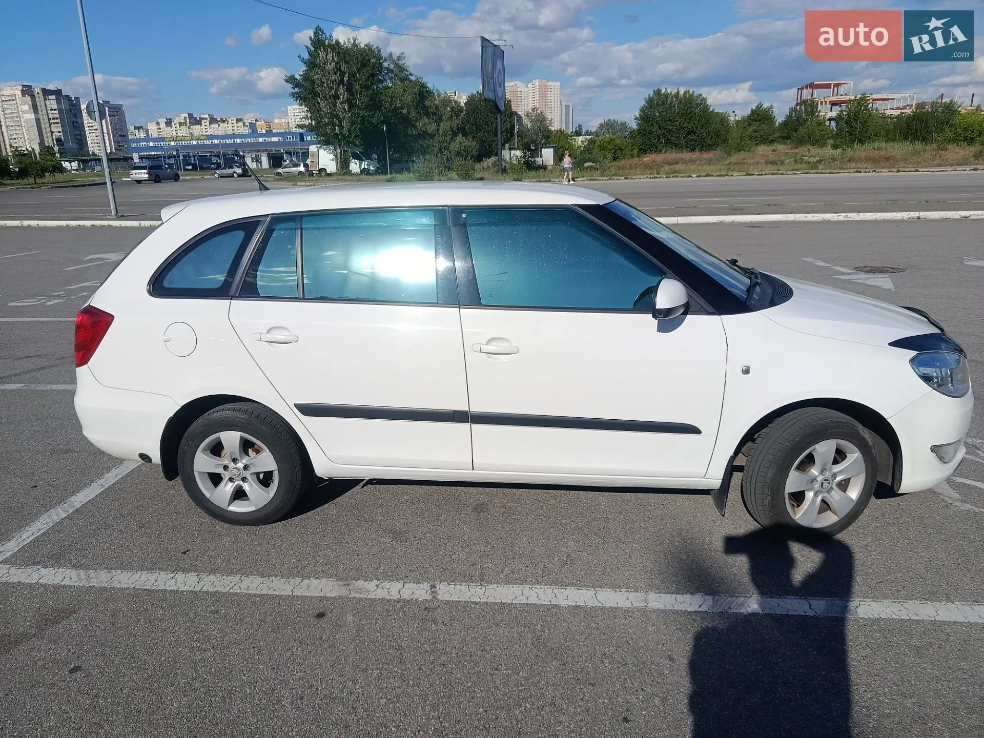 2012 Skoda Fabia - мініатюра 3