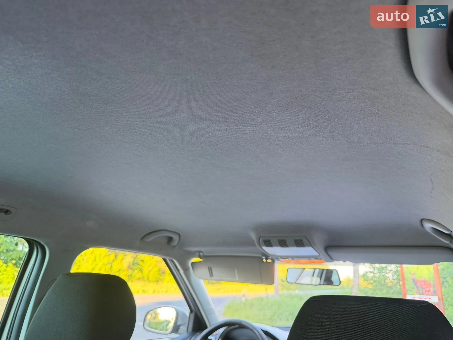 2010 Skoda Fabia - мініатюра 16