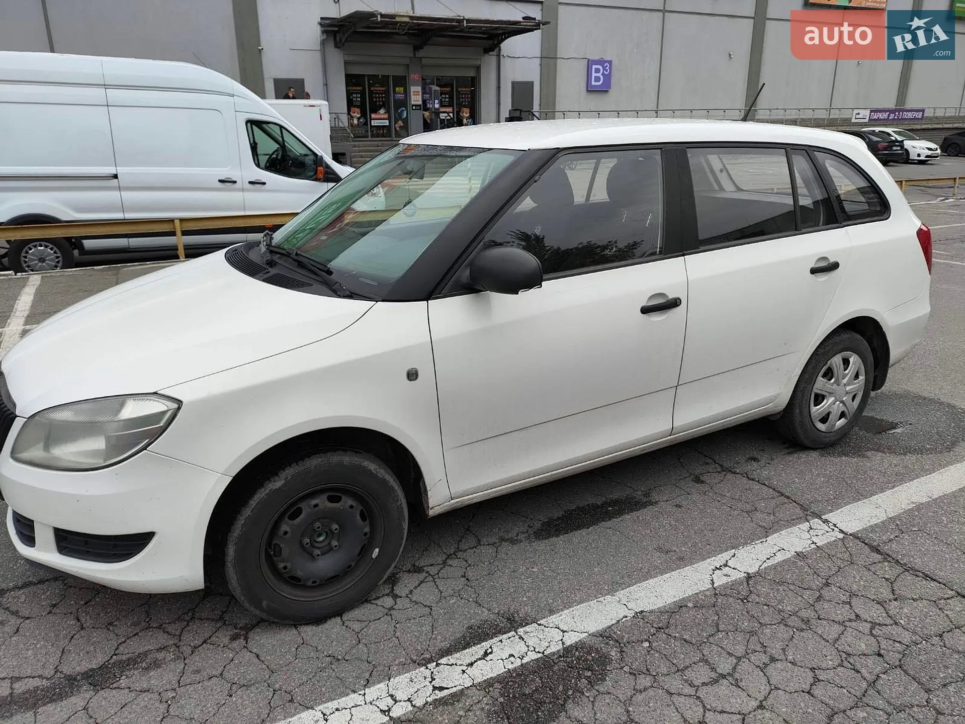 2012 Skoda Fabia - мініатюра 7